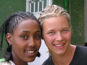 Paula & Salamout